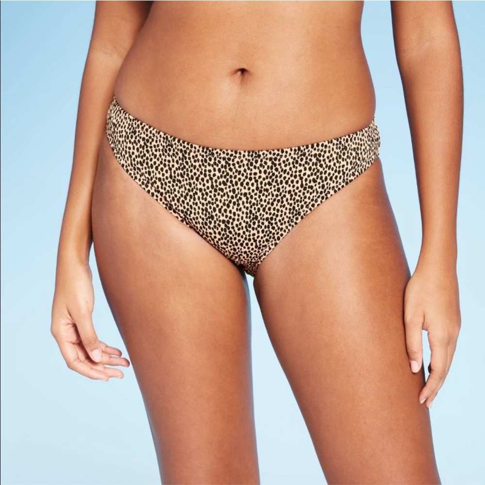 Shade & Shore animal print bikini bottom —M